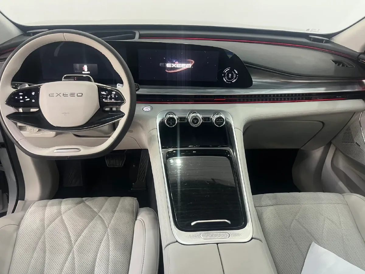 2023 Exceed RX 2.0T 261HP L4 7DCT,autocango,china used car exporter,china ev exporter,chinese used car exporter,chinese used ev exporter