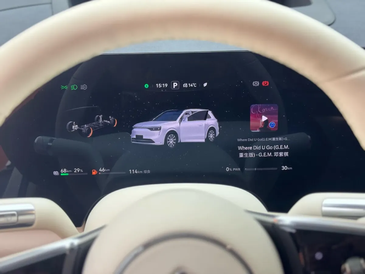 2025 AITO AITO M8 REEV 160HP REEV 53.4KWH,autocango,china used car exporter,china ev exporter,chinese used car exporter,chinese used ev exporter