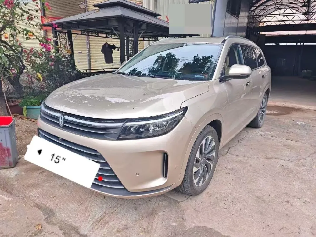 2022 Infiniti Q50L 2.0T 211HP L4 7AT,autocango,china used car exporter,china ev exporter,chinese used car exporter,chinese used ev exporter