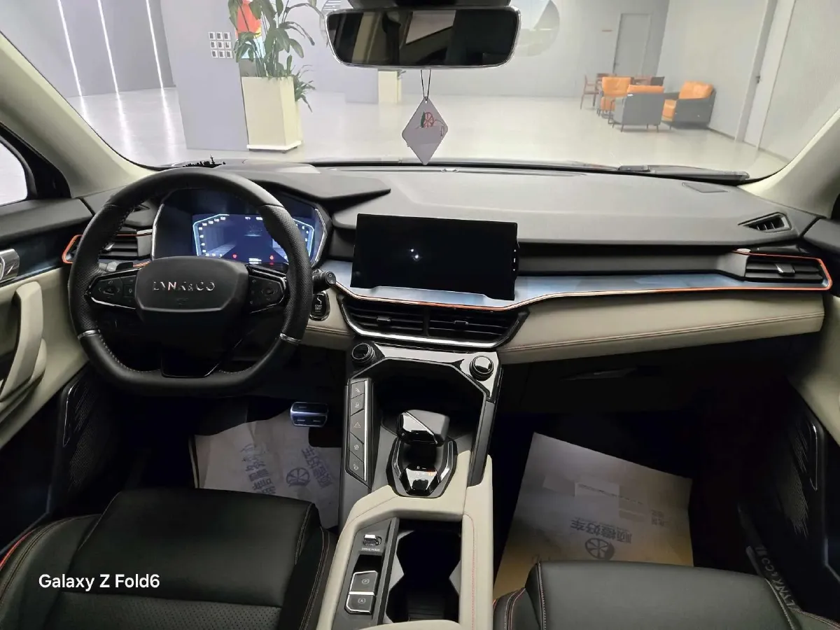 2020 LYNK&CO 06 1.5T 177HP L3 7DCT,autocango,china used car exporter,china ev exporter,chinese used car exporter,chinese used ev exporter