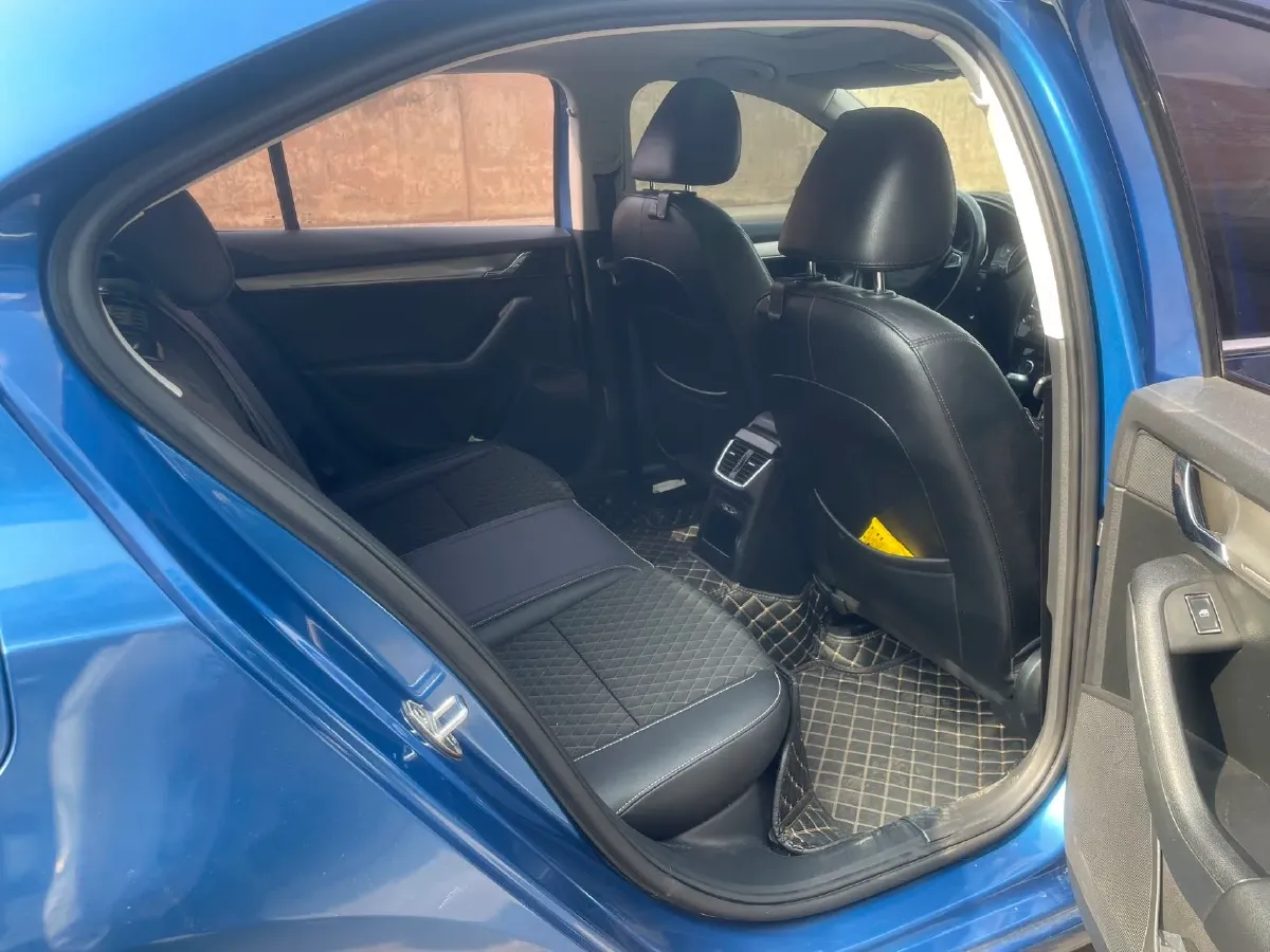 2018 Skoda Octavia 1.4T 150HP L4 7DCT,autocango,china used car exporter,china ev exporter,chinese used car exporter,chinese used ev exporter