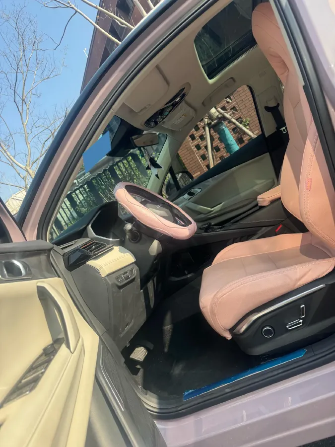 2023 LYNK&CO 06 1.5T 181HP L4 7DCT,autocango,china used car exporter,china ev exporter,chinese used car exporter,chinese used ev exporter