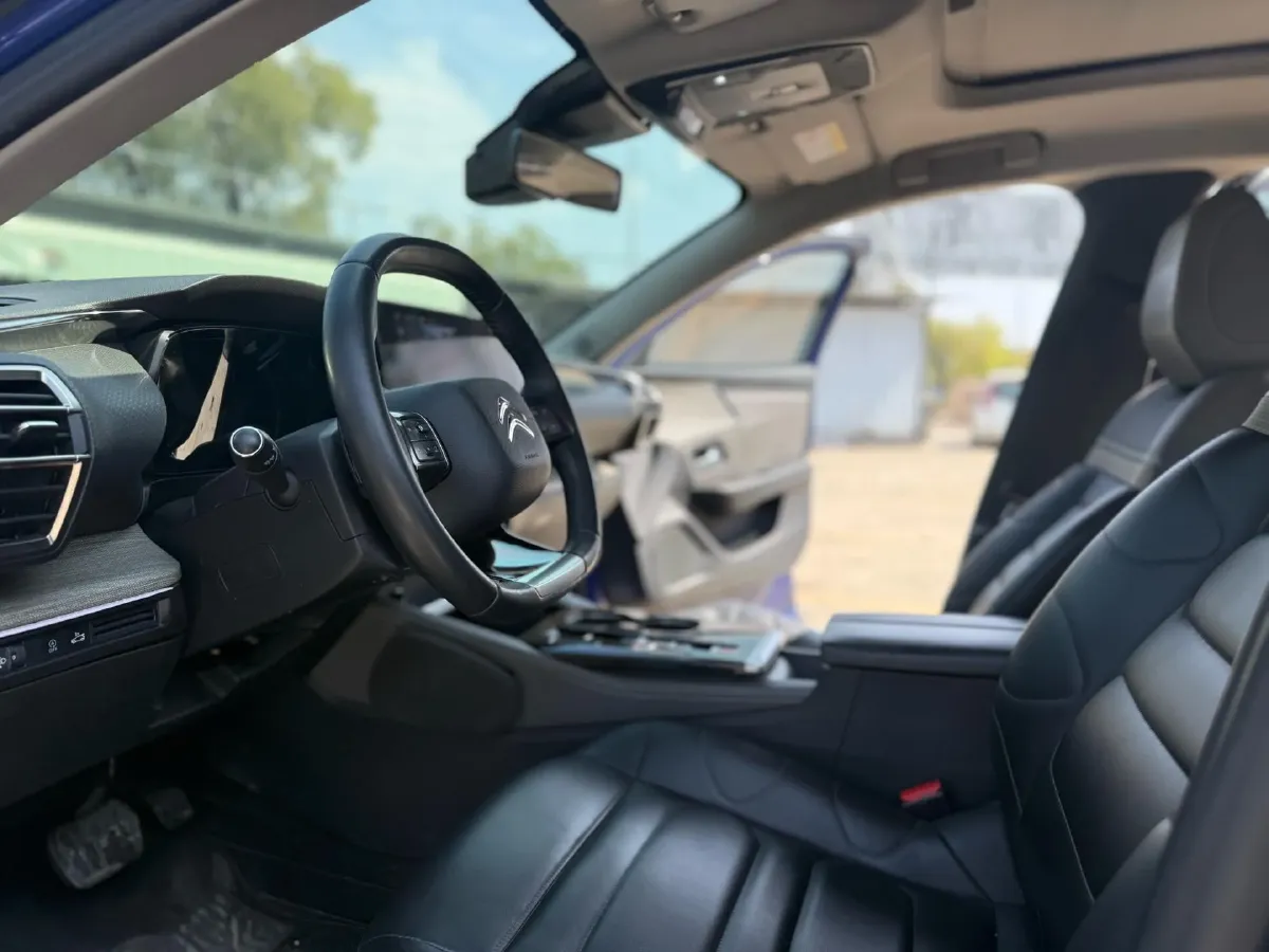 2021 Citroen C5 X 1.6T 175HP L4 8AT,autocango,china used car exporter,china ev exporter,chinese used car exporter,chinese used ev exporter