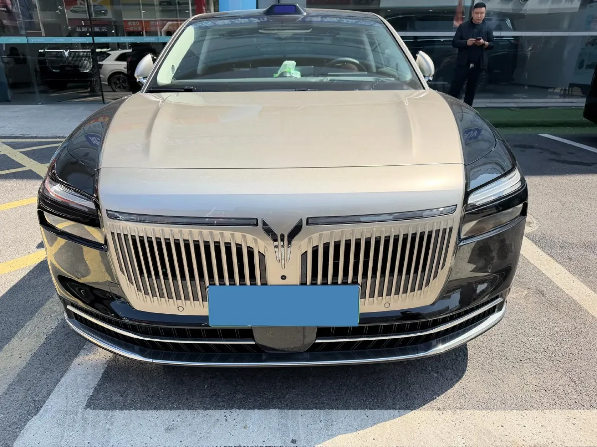 2026 Voyah ZhuiGuang L 1.5T 150HP L4 PHEV,autocango,china used car exporter,china ev exporter,chinese used car exporter,chinese used ev exporter