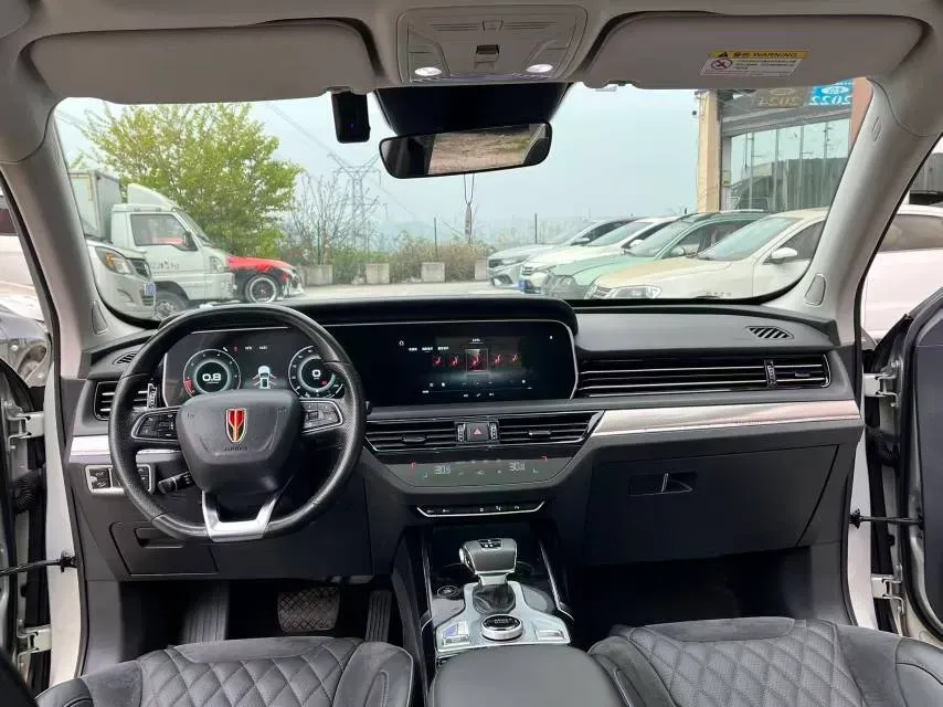 2019 HongQi HS5 2.0T 224HP L4 6AT,autocango,china used car exporter,china ev exporter,chinese used car exporter,chinese used ev exporter