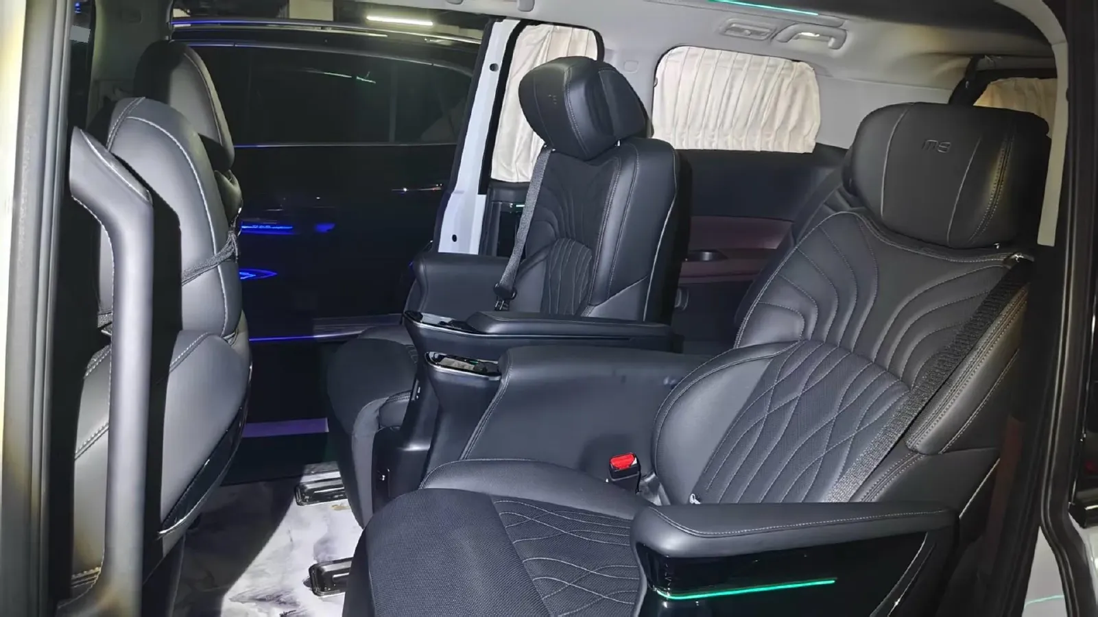 2024 GAC Trumpchi M8 2.0T 252HP L4 8AT,autocango,china used car exporter,china ev exporter,chinese used car exporter,chinese used ev exporter