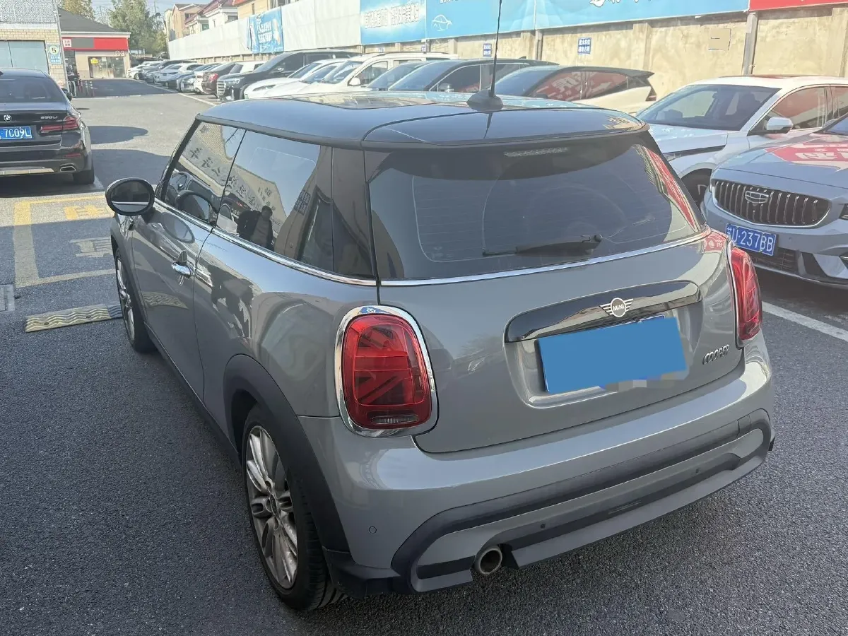 2022 MINI MINI 1.5T 136HP L3 7DCT,autocango,china used car exporter,china ev exporter,chinese used car exporter,chinese used ev exporter