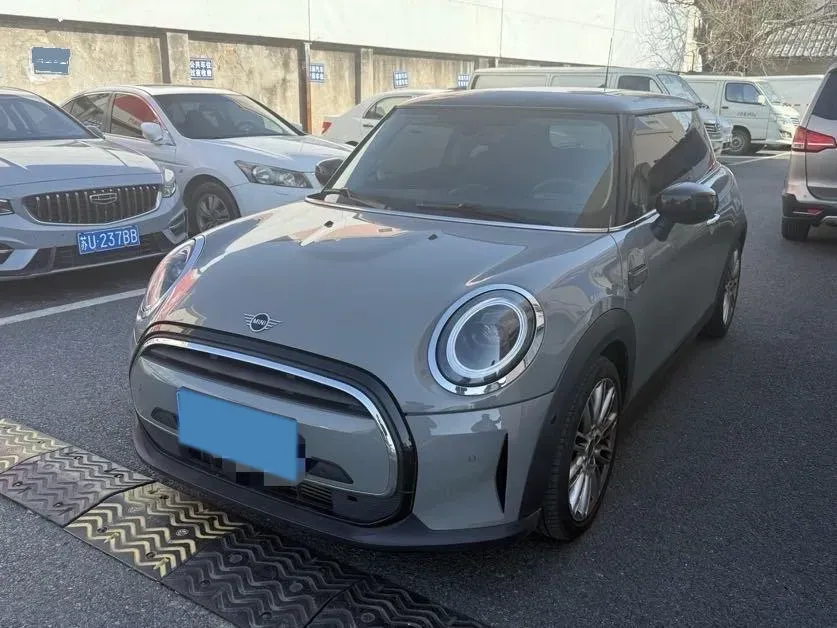 2022 MINI MINI 1.5T 136HP L3 7DCT,autocango,china used car exporter,china ev exporter,chinese used car exporter,chinese used ev exporter