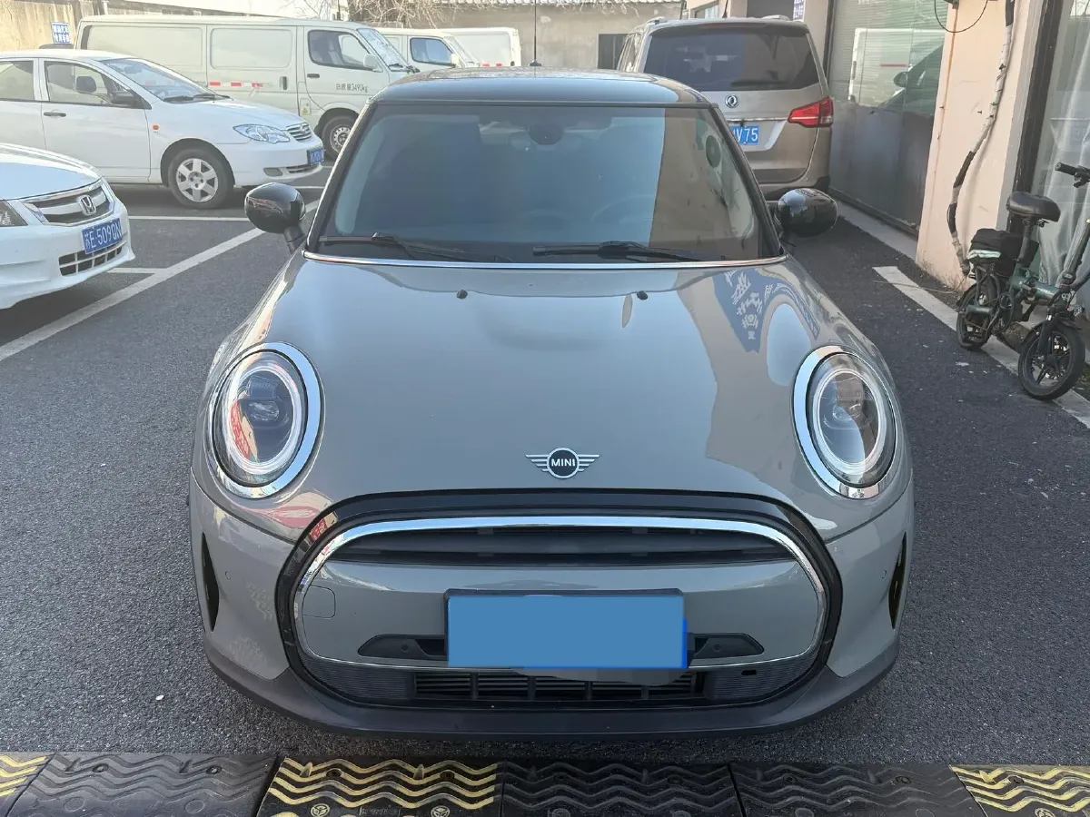 2022 MINI MINI 1.5T 136HP L3 7DCT,autocango,china used car exporter,china ev exporter,chinese used car exporter,chinese used ev exporter