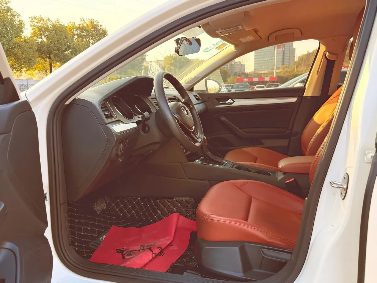 2018 Volkswagen Lamando 1.4T 131HP L4 7DCT,autocango,china used car exporter,china ev exporter,chinese used car exporter,chinese used ev exporter