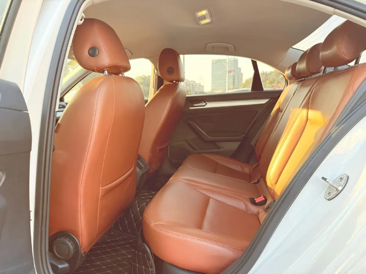 2018 Volkswagen Lamando 1.4T 131HP L4 7DCT,autocango,china used car exporter,china ev exporter,chinese used car exporter,chinese used ev exporter