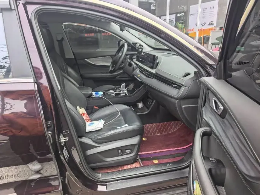 2022 HongQi E-QM5 BEV 54KWH,autocango,china used car exporter,china ev exporter,chinese used car exporter,chinese used ev exporter