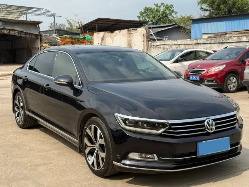 2018 Volkswagen Magotan 1.8T 180HP L4 7DCT,autocango,china used car exporter,china ev exporter,chinese used car exporter,chinese used ev exporter