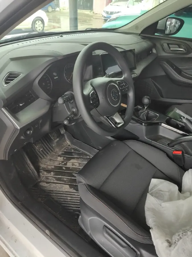 2023 MG 5 1.5L 129HP L4 5MT,autocango,china used car exporter,china ev exporter,chinese used car exporter,chinese used ev exporter