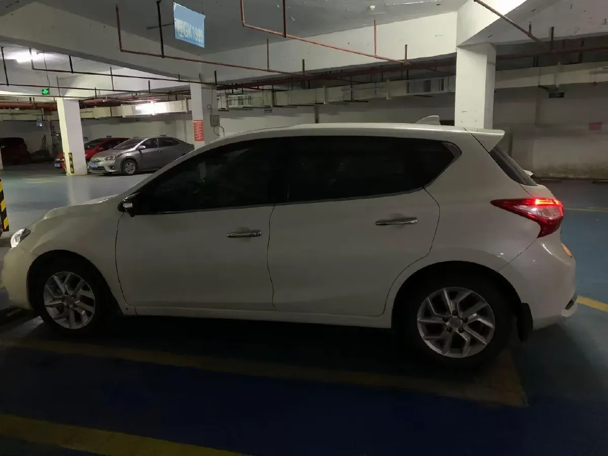 2021 Nissan Tiida 1.6L 122HP L4 CVT,autocango,china used car exporter,china ev exporter,chinese used car exporter,chinese used ev exporter