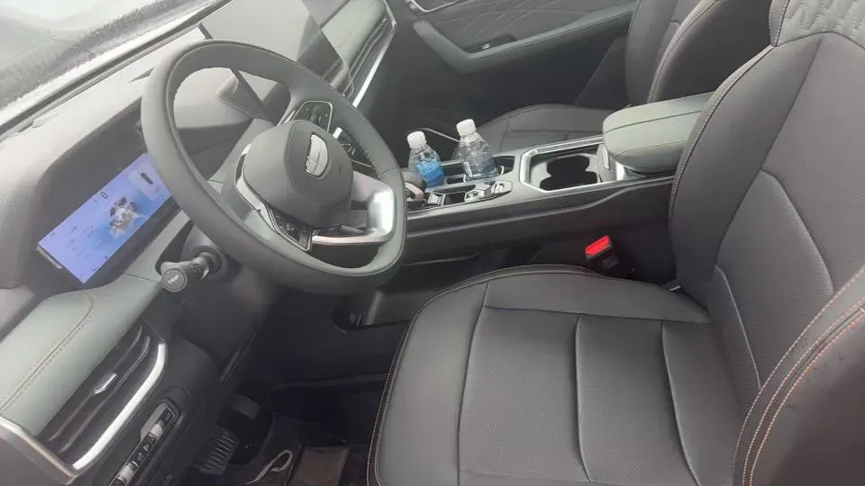 2024 Geely Okavango L 2.0T 218HP L4 7DCT,autocango,china used car exporter,china ev exporter,chinese used car exporter,chinese used ev exporter