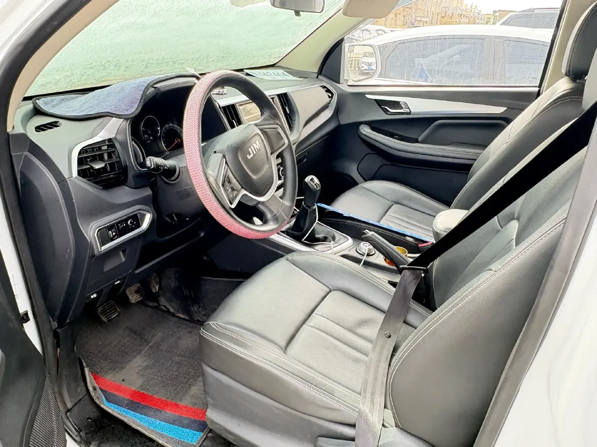 2022 Isuzu RE-MAX Jim 2.8T 120HP L4 5MT,autocango,china used car exporter,china ev exporter,chinese used car exporter,chinese used ev exporter