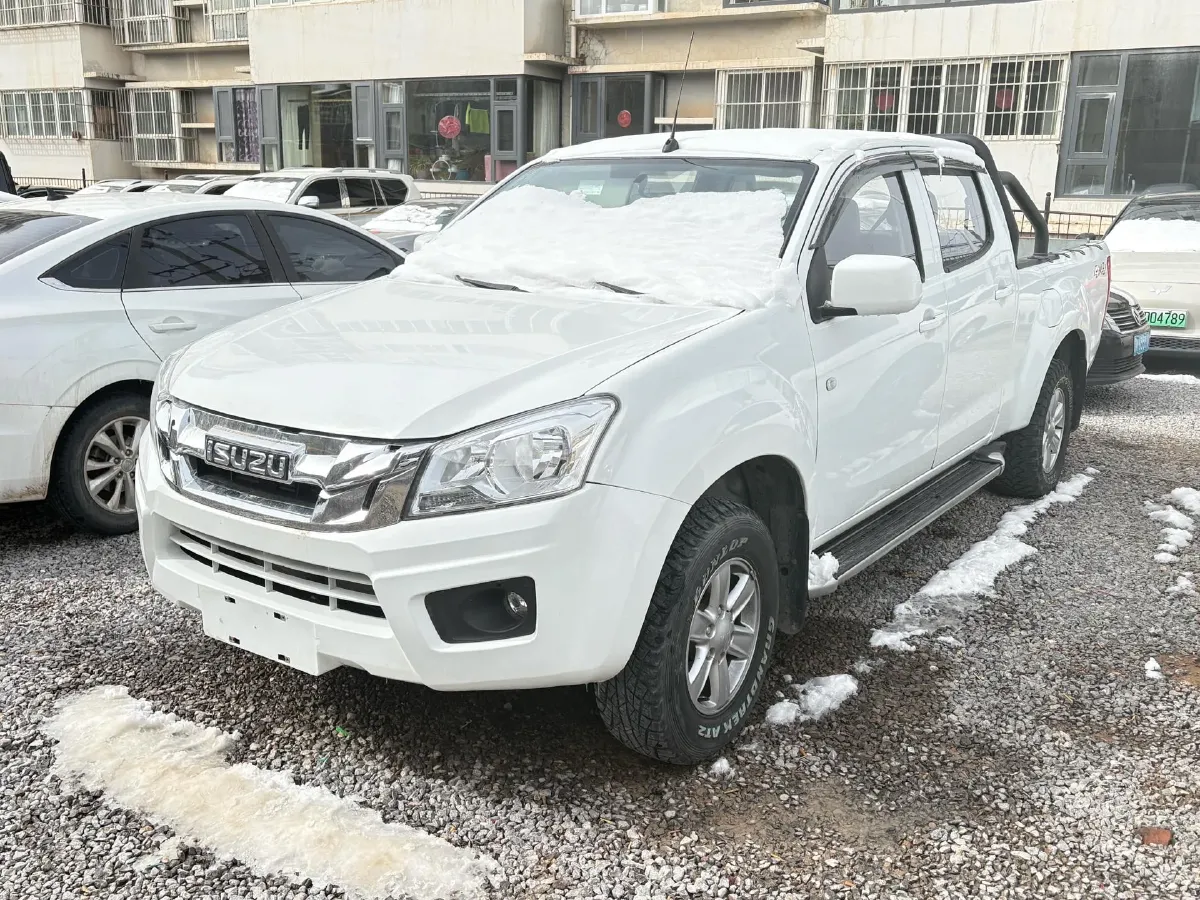 2022 Isuzu RE-MAX Jim 2.8T 120HP L4 5MT,autocango,china used car exporter,china ev exporter,chinese used car exporter,chinese used ev exporter