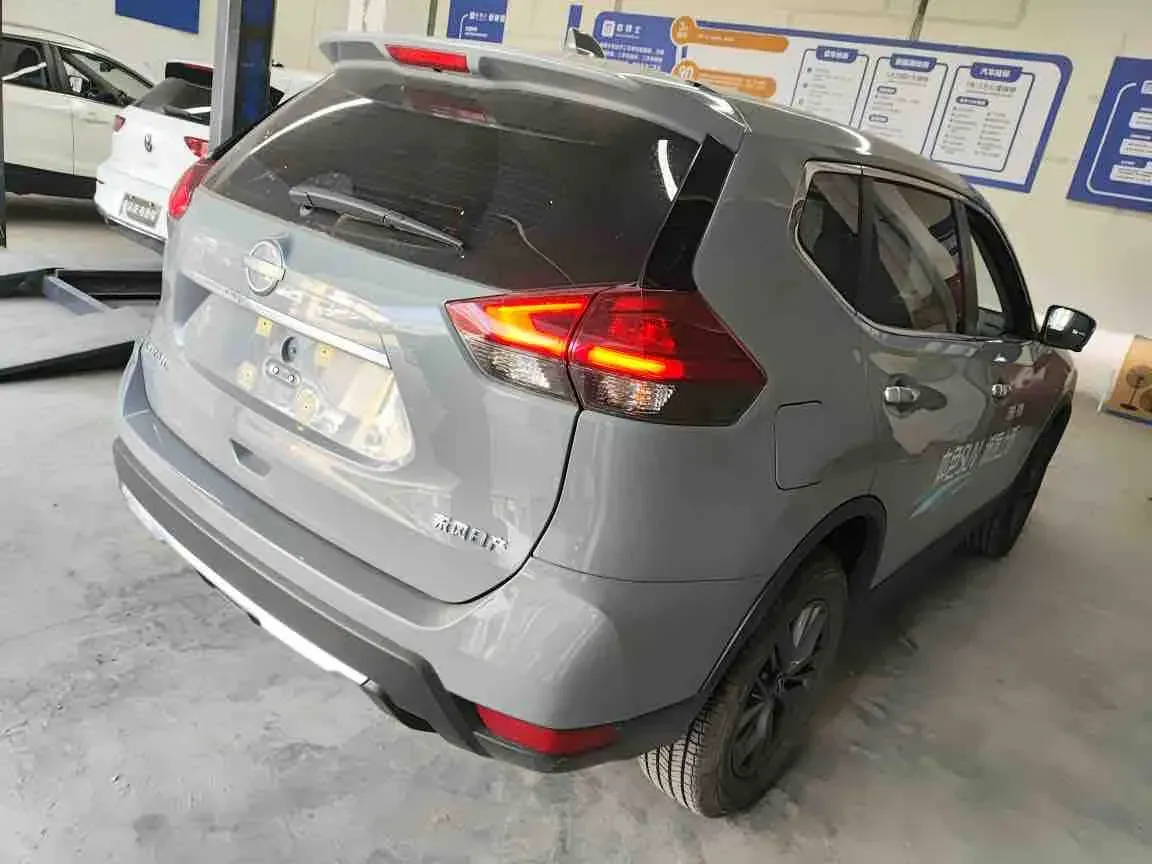 2025 Nissan X-Trail 2.0L 151HP L4 CVT,autocango,china used car exporter,china ev exporter,chinese used car exporter,chinese used ev exporter