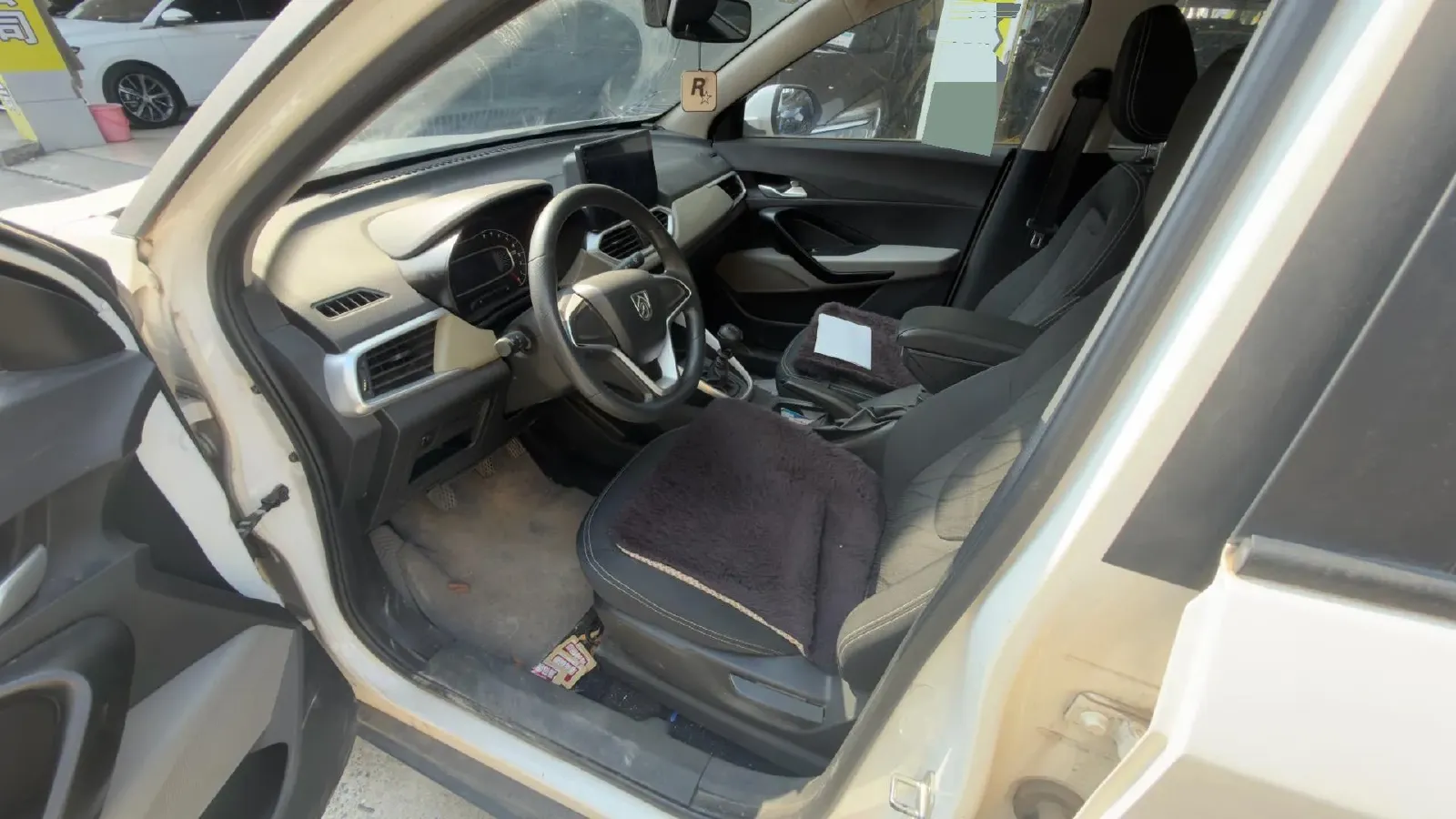 2019 BaoJun 510 1.5L 112HP L4 6MT,autocango,china used car exporter,china ev exporter,chinese used car exporter,chinese used ev exporter