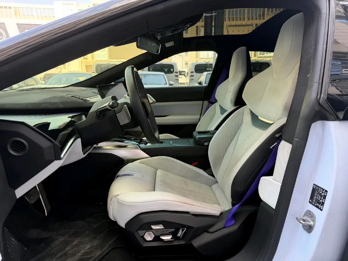 2023 HiPhi Z BEV 120KWH,autocango,china used car exporter,china ev exporter,chinese used car exporter,chinese used ev exporter