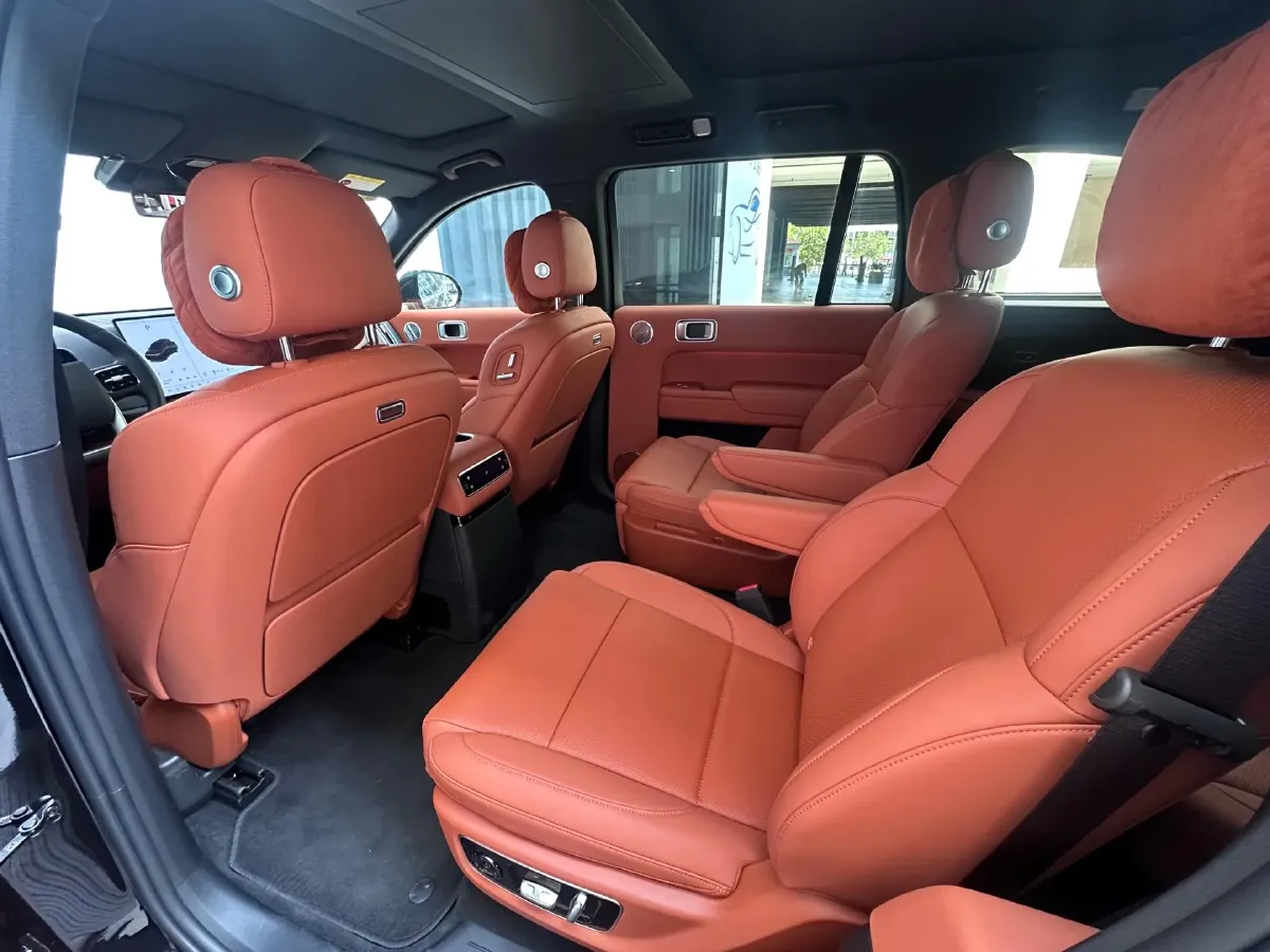 2025 Li L9 Range Extended 154HP REEV,autocango,china used car exporter,china ev exporter,chinese used car exporter,chinese used ev exporter