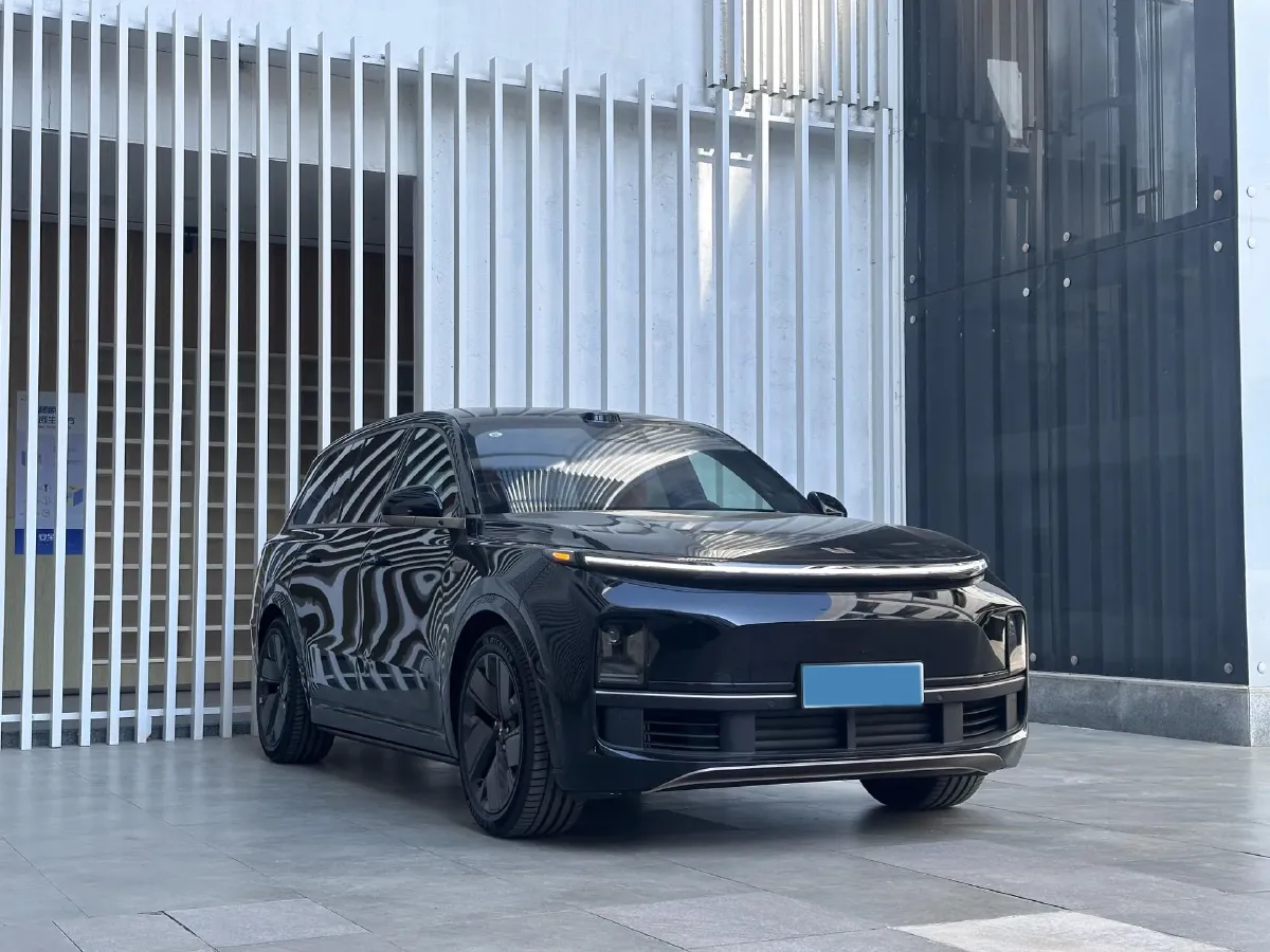 2025 Li L9 Range Extended 154HP REEV,autocango,china used car exporter,china ev exporter,chinese used car exporter,chinese used ev exporter