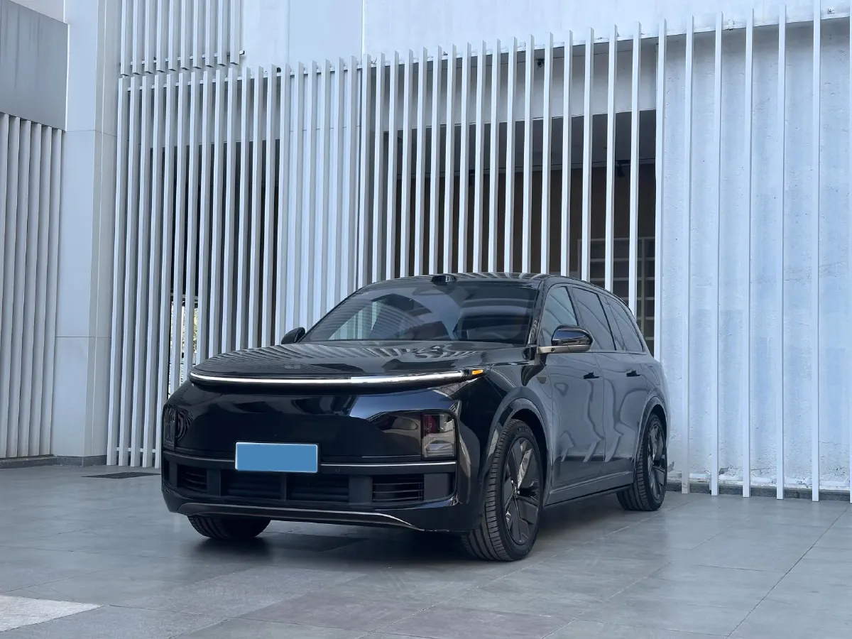 2025 Li L9 Range Extended 154HP REEV,autocango,china used car exporter,china ev exporter,chinese used car exporter,chinese used ev exporter