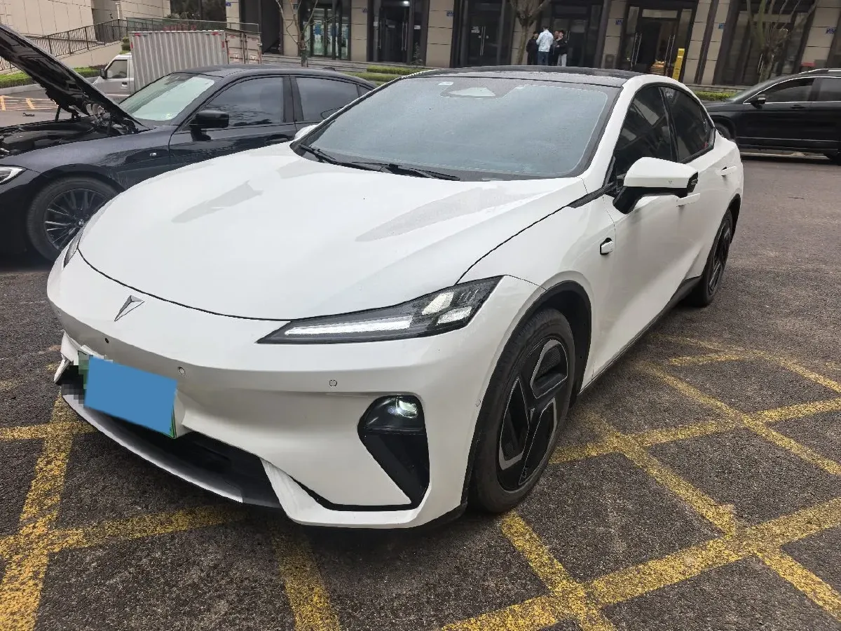 2024 Deepal L07 BEV 56.12KWH,autocango,china used car exporter,china ev exporter,chinese used car exporter,chinese used ev exporter