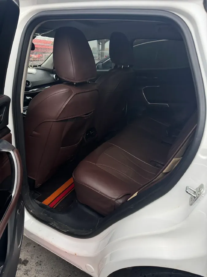 2017 WEY VV5 2.0T 197HP L4 7DCT,autocango,china used car exporter,china ev exporter,chinese used car exporter,chinese used ev exporter