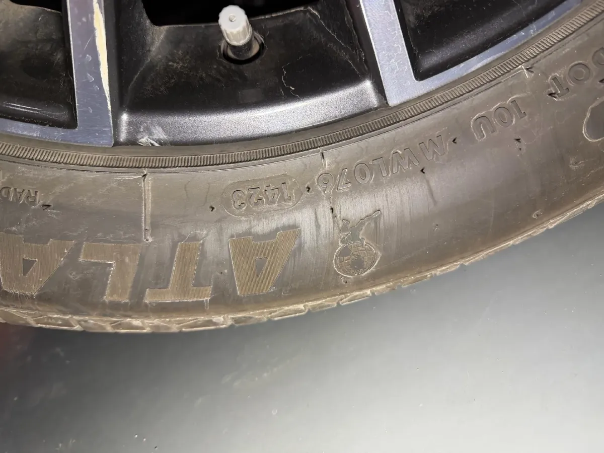 2022 ChangAn CS75 Plus 1.5T 178HP L4 6AT,autocango,china used car exporter,china ev exporter,chinese used car exporter,chinese used ev exporter