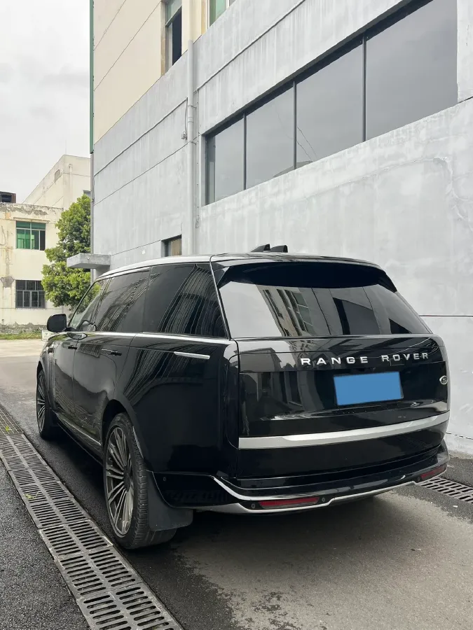 2023 Land Rover Range Rover 3.0T 400HP L6 8AT,autocango,china used car exporter,china ev exporter,chinese used car exporter,chinese used ev exporter