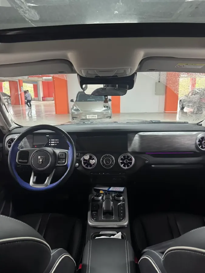 2023 Tank 300 2.0T 227HP L4 8AT,autocango,china used car exporter,china ev exporter,chinese used car exporter,chinese used ev exporter