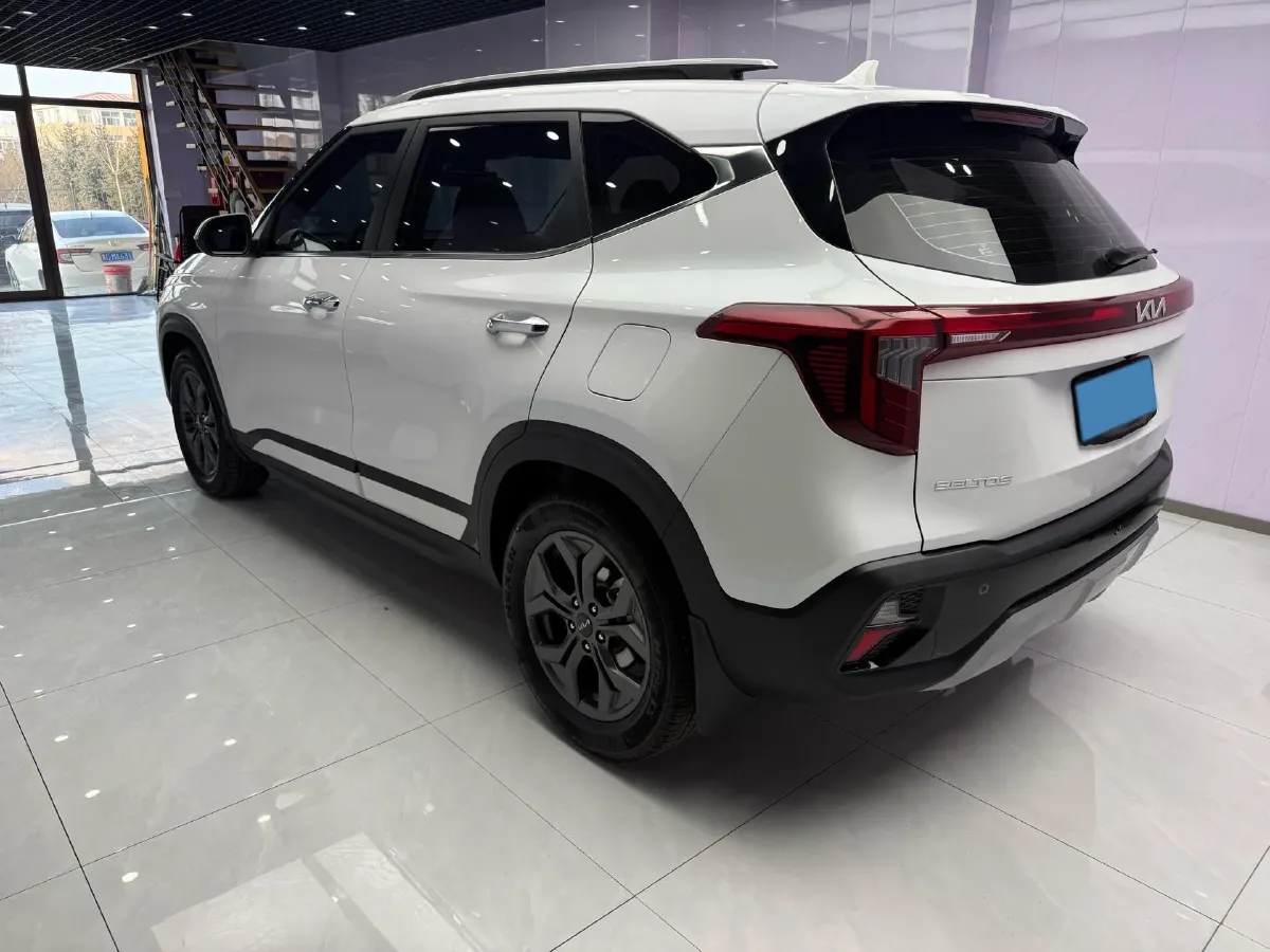 2023 Kia Seltos 1.5L 115HP L4 CVT,autocango,china used car exporter,china ev exporter,chinese used car exporter,chinese used ev exporter