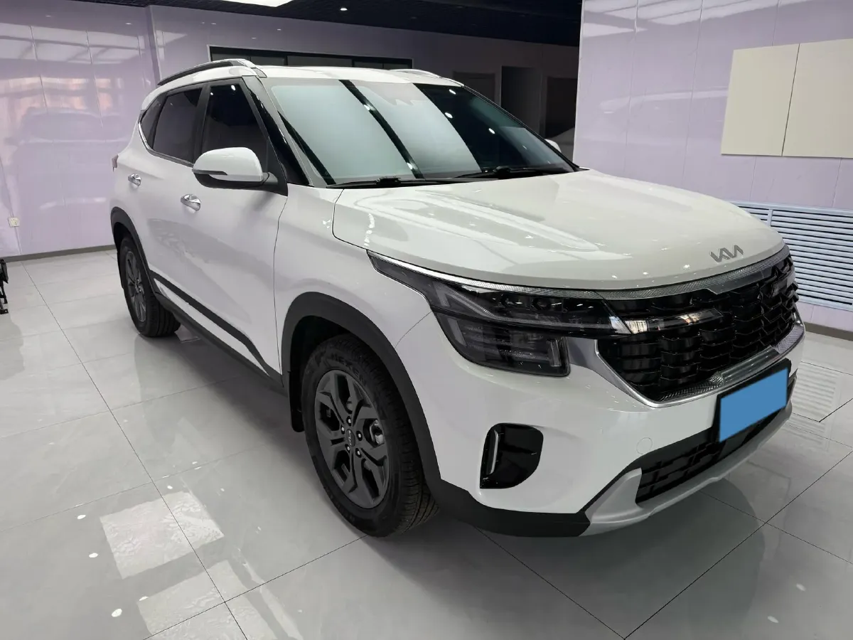 2023 Kia Seltos 1.5L 115HP L4 CVT,autocango,china used car exporter,china ev exporter,chinese used car exporter,chinese used ev exporter