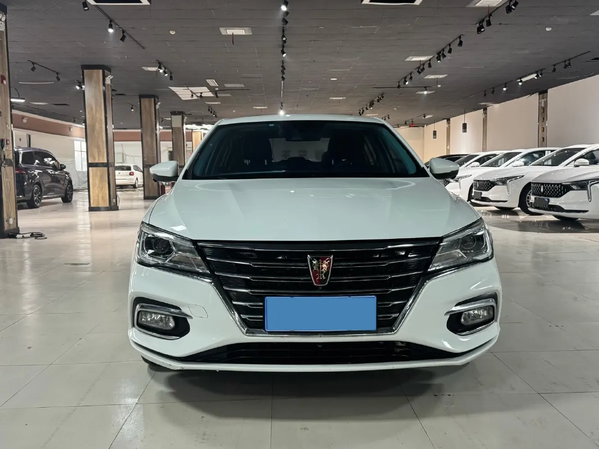 2019 Roewe i5 1.5L 120HP L4 CVT,autocango,china used car exporter,china ev exporter,chinese used car exporter,chinese used ev exporter
