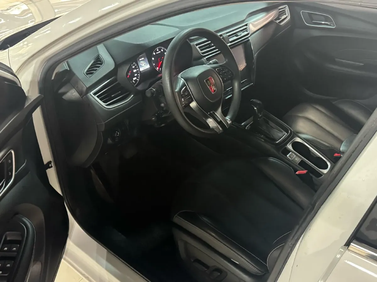 2019 Roewe i5 1.5L 120HP L4 CVT,autocango,china used car exporter,china ev exporter,chinese used car exporter,chinese used ev exporter