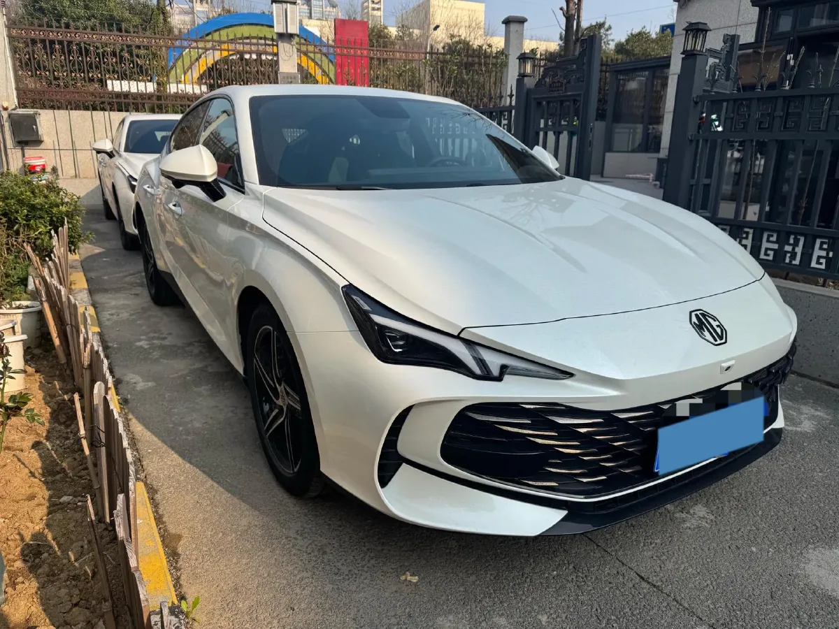 2023 MG 7 1.5T 188HP L4 7DCT,autocango,china used car exporter,china ev exporter,chinese used car exporter,chinese used ev exporter
