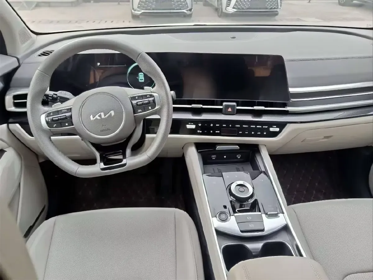 2023 Kia Sportage 1.5T 200HP L4 8AT,autocango,china used car exporter,china ev exporter,chinese used car exporter,chinese used ev exporter