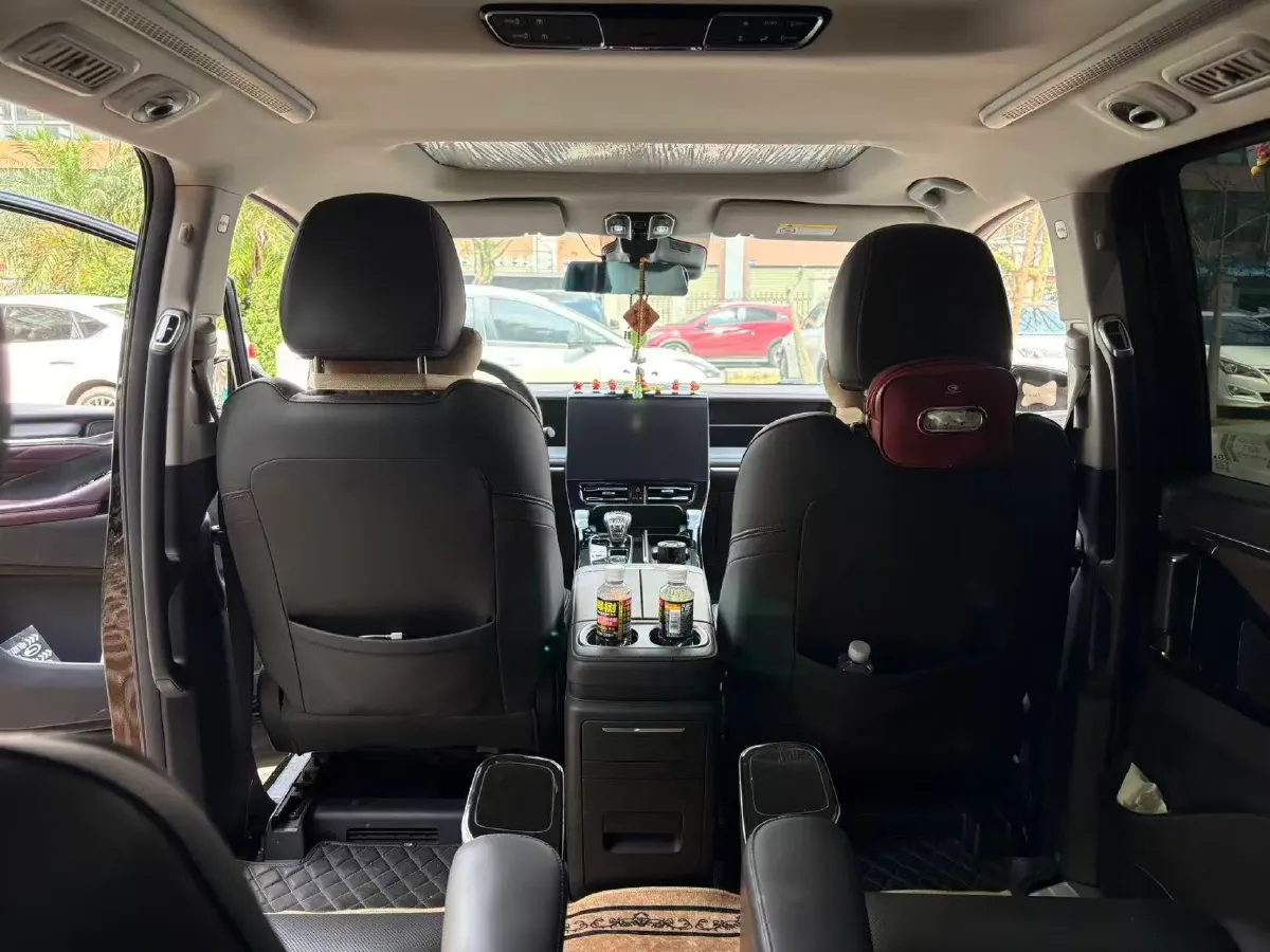 2024 GAC Trumpchi M8 2.0T 252HP L4 8AT,autocango,china used car exporter,china ev exporter,chinese used car exporter,chinese used ev exporter