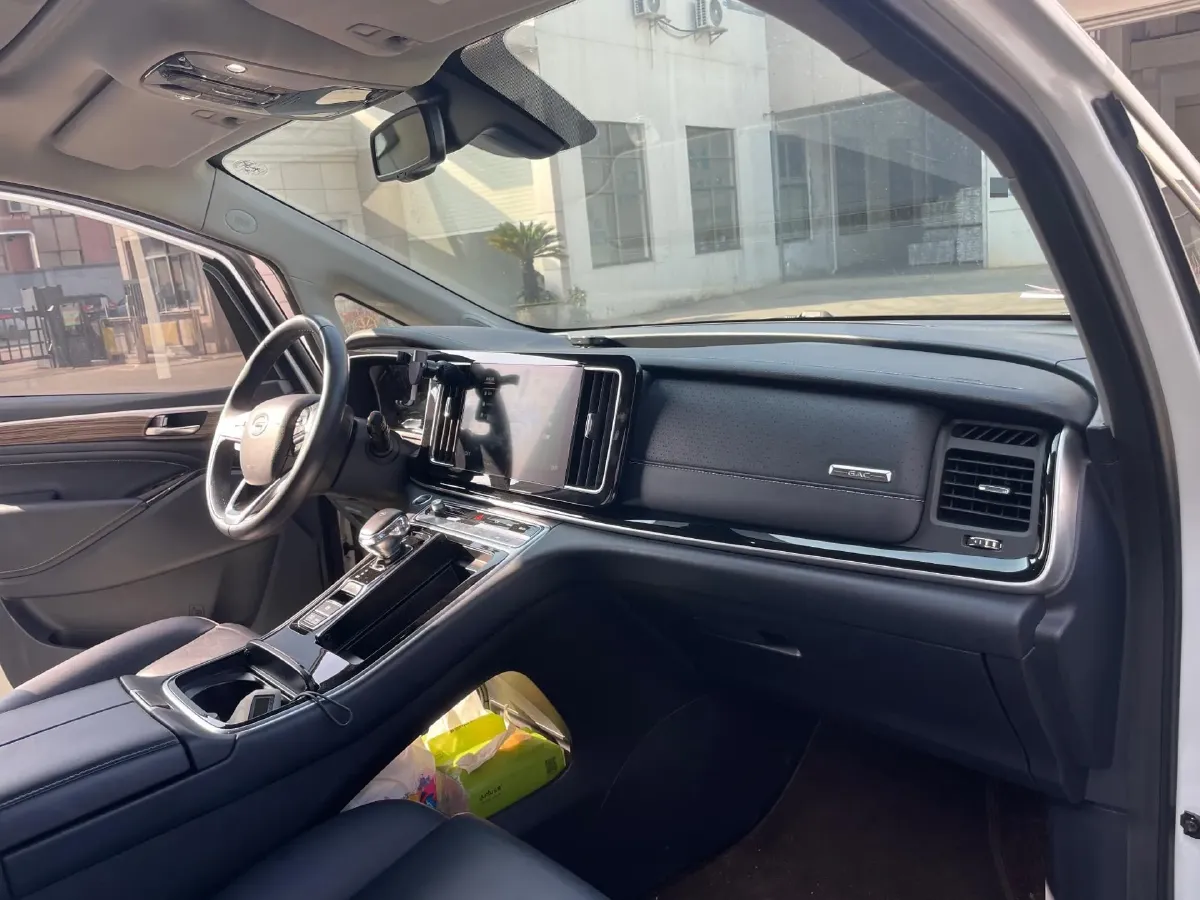 2021 GAC Trumpchi M8 2.0T 252HP L4 8AT,autocango,china used car exporter,china ev exporter,chinese used car exporter,chinese used ev exporter