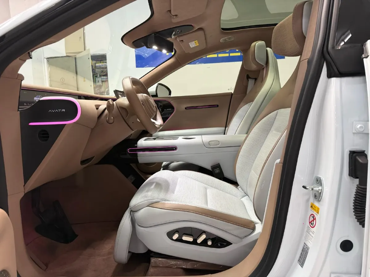 2024 Avatr 07 BEV 82.16KWH,autocango,china used car exporter,china ev exporter,chinese used car exporter,chinese used ev exporter