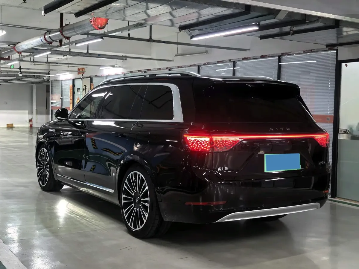 2024 AITO AITO M9 1.5T 152HP L4 REEV 42KWH,autocango,china used car exporter,china ev exporter,chinese used car exporter,chinese used ev exporter