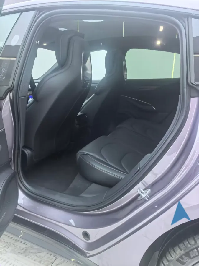 2024 MI SU7 BEV 73.6KWH,autocango,china used car exporter,china ev exporter,chinese used car exporter,chinese used ev exporter