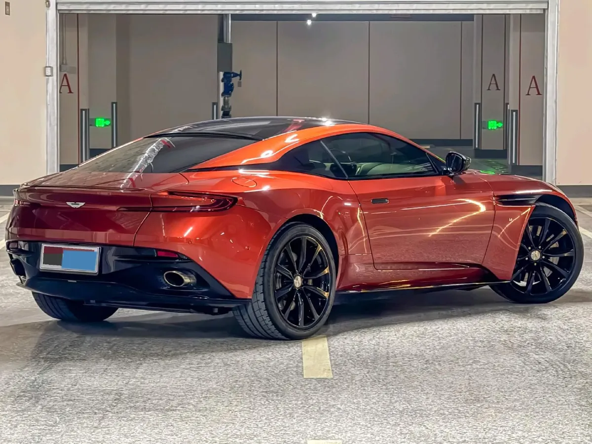 2017 Aston Martin DB11 5.2T 608HP V12 8AT,autocango,china used car exporter,china ev exporter,chinese used car exporter,chinese used ev exporter