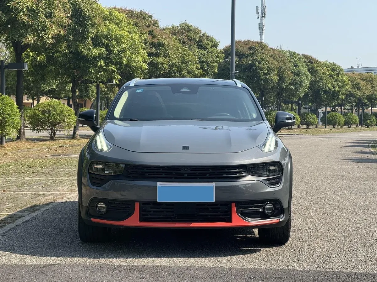 2018 Toyota C-HR 2.0L 171HP L4 CVT,autocango,china used car exporter,china ev exporter,chinese used car exporter,chinese used ev exporter