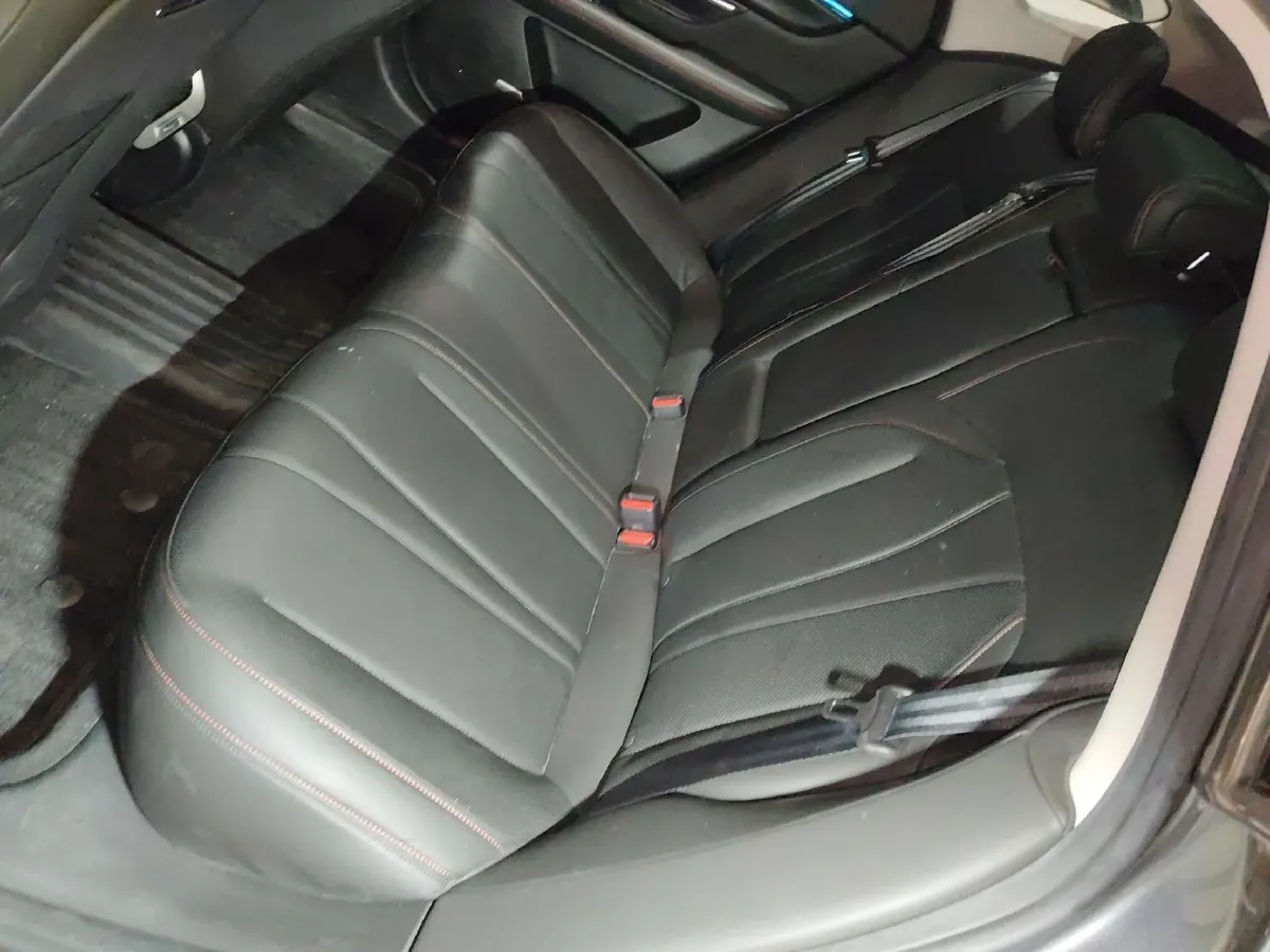 2022 Xpeng P7 BEV 60.2KWH,autocango,china used car exporter,china ev exporter,chinese used car exporter,chinese used ev exporter