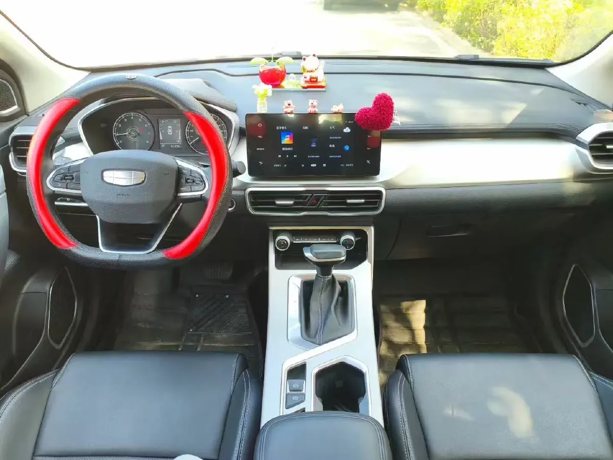 2025 Geely Coolray 1.5L 126HP L4 CVT,autocango,china used car exporter,china ev exporter,chinese used car exporter,chinese used ev exporter