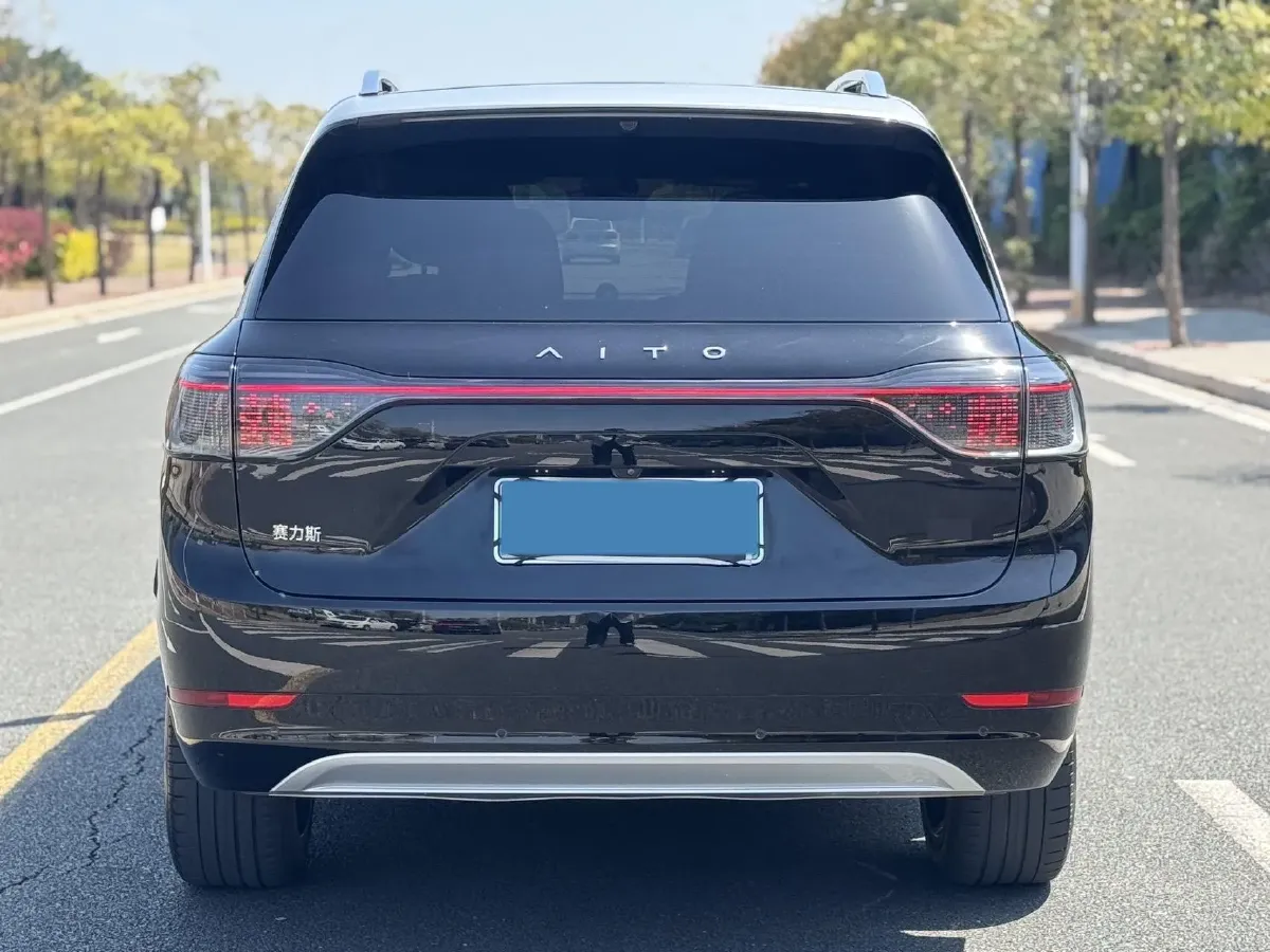 2024 AITO AITO M9 1.5T 152HP L4 REEV 42KWH,autocango,china used car exporter,china ev exporter,chinese used car exporter,chinese used ev exporter