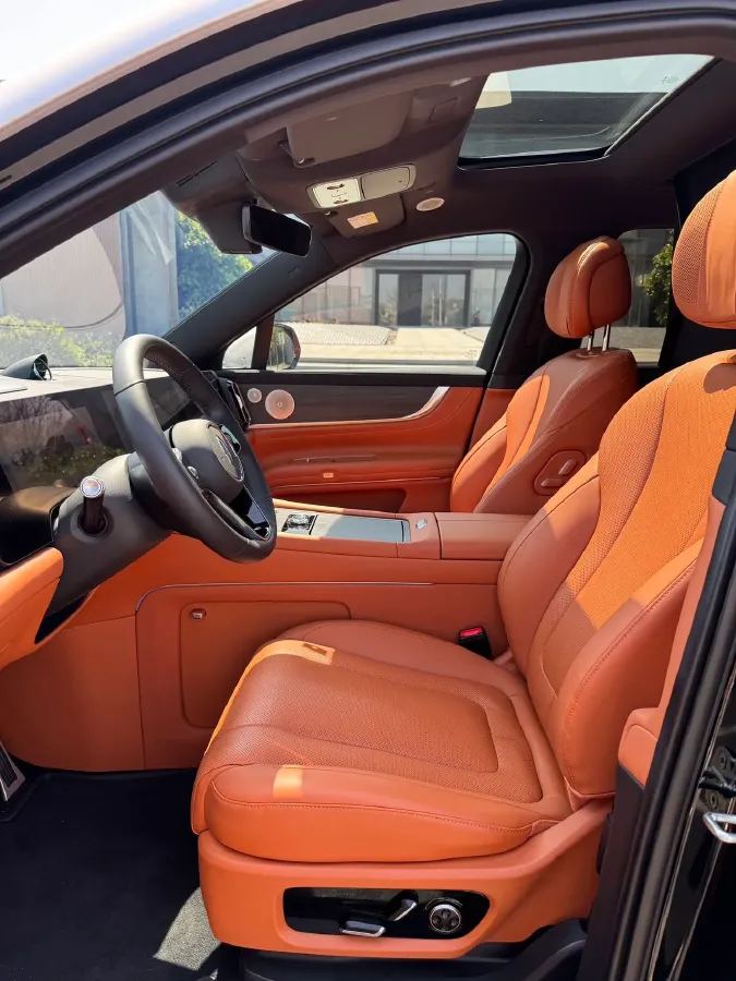 2024 AITO AITO M9 1.5T 152HP L4 REEV 42KWH,autocango,china used car exporter,china ev exporter,chinese used car exporter,chinese used ev exporter